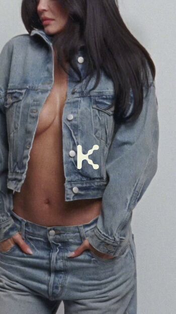 Full leaked Kylie jenner private onlyfans photo