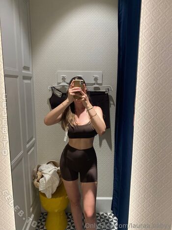 Full leaked Lauraa babyy private onlyfans photo