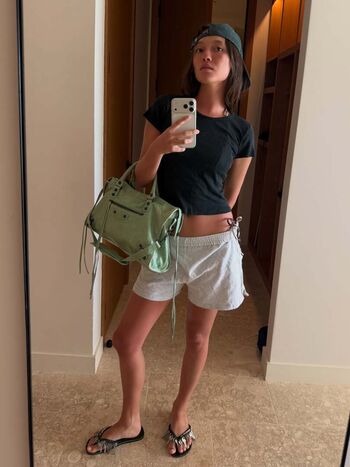 Full leaked Lily chee private onlyfans photo