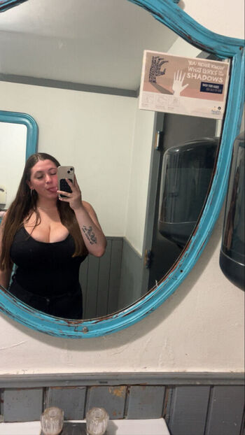 Full leaked Lily patrick private onlyfans photo