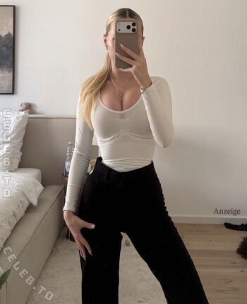 Full leaked Linda gleiber private onlyfans photo