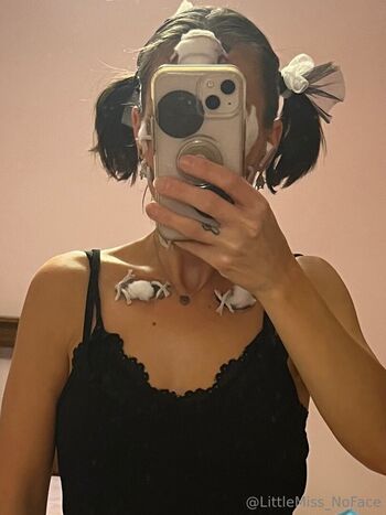 littlemiss_noface