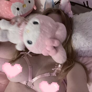 Full leaked Luvmepleas private onlyfans photo