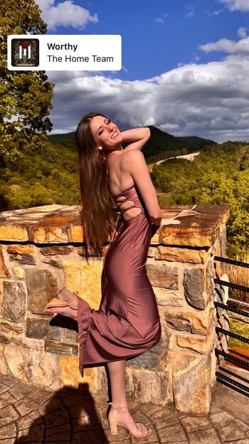 Full leaked Luweazl private onlyfans photo