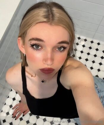Full leaked Madi makoff private onlyfans photo
