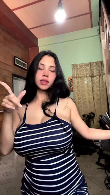 Full leaked Mariapernia ugc page private onlyfans photo