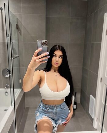 Marisa B Godinho