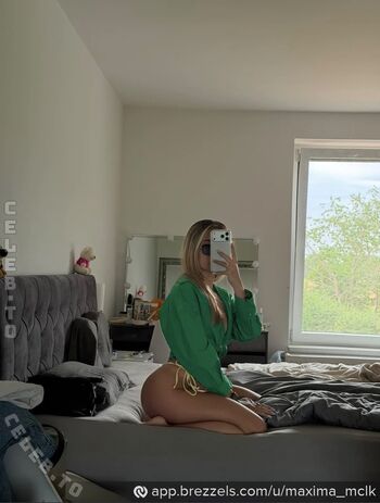 Full leaked Maxima mclk page private onlyfans photo