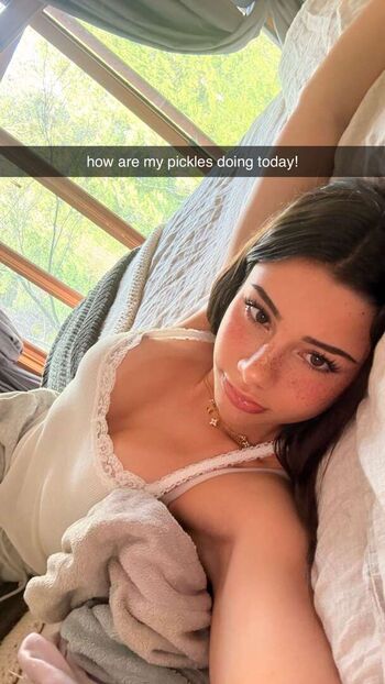 Mikayla Campinos
