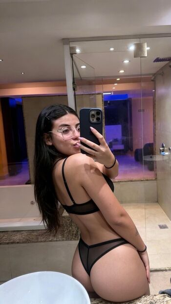 Full leaked Mimifoxy private onlyfans photo