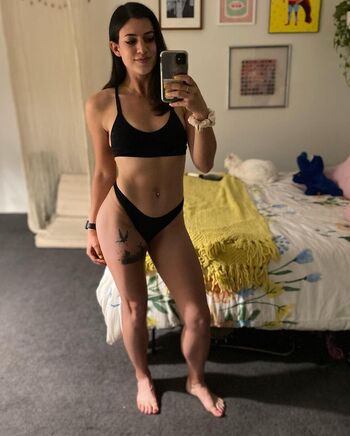 Full leaked Aleksandrina/ private onlyfans photo