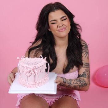 Full leaked Nicoleedosmann private onlyfans photo