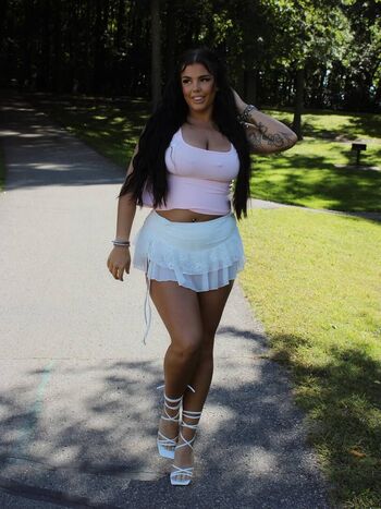 Full leaked Nicoleedosmann private onlyfans photo