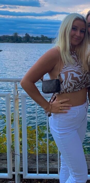 Full leaked Ava rose beaune/ private onlyfans photo