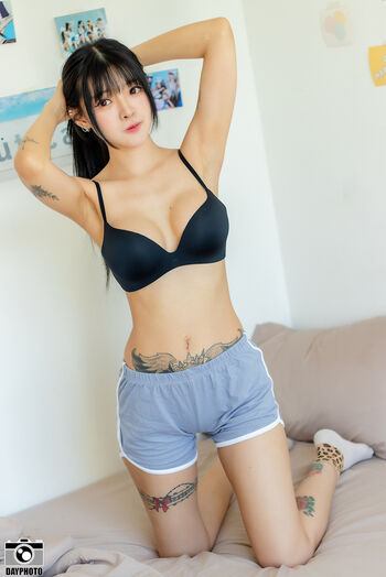 Full leaked Nnewys private onlyfans photo