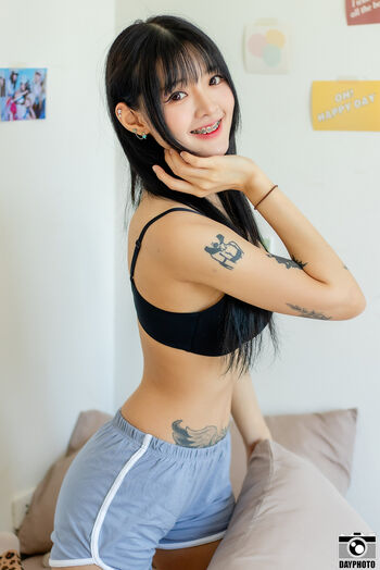 Full leaked Nnewys private onlyfans photo