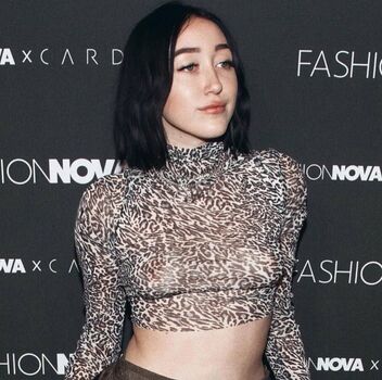 Full leaked Noah cyrus private onlyfans photo