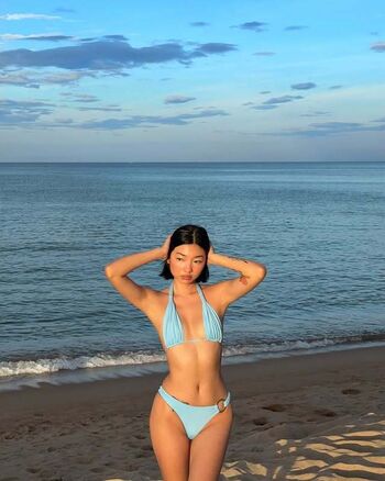 Full leaked Alice cotton sox/ private onlyfans photo