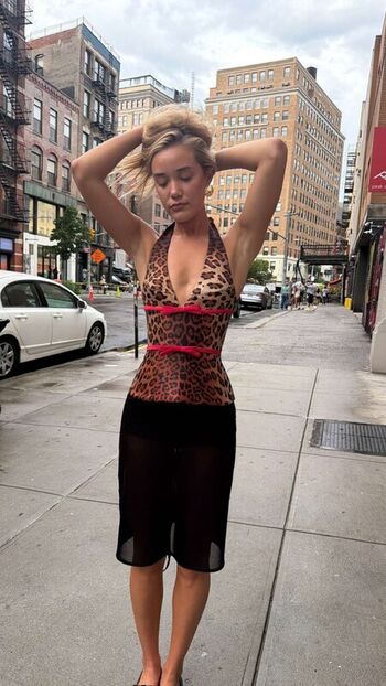 Full leaked Olivia ponton private onlyfans photo