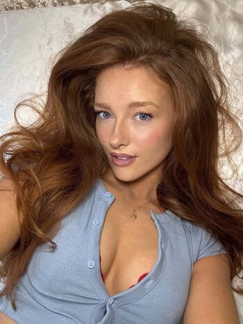 phoebeisginger