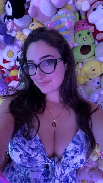 Full leaked Qveenjulia  page private onlyfans photo