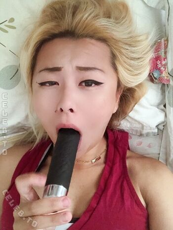 Raina Huang [Rainaiscrazy]