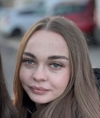 Full leaked Romanian girls private onlyfans photo