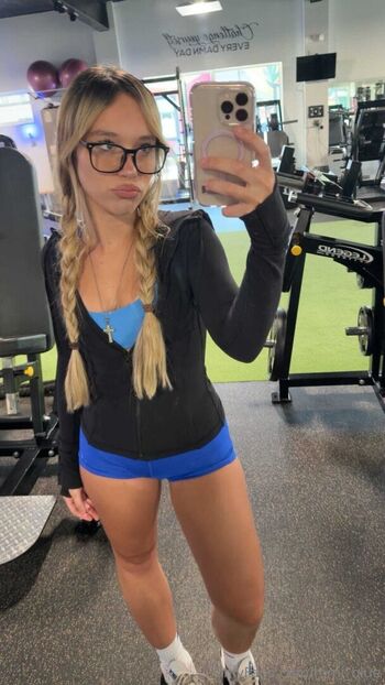Full leaked Romi blue private onlyfans photo
