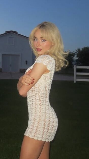 Full leaked Sabrina carpenter  page private onlyfans photo