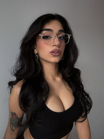 Saira Rose / sairaspooks