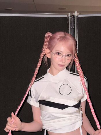 Full leaked Sakura miyawaki page private onlyfans photo
