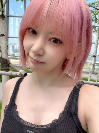 Full leaked Sakura miyawaki private onlyfans photo