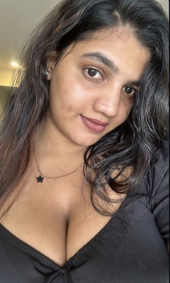 Full leaked Saranya santhosh private onlyfans photo