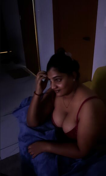 Full leaked Saranya santhosh private onlyfans photo