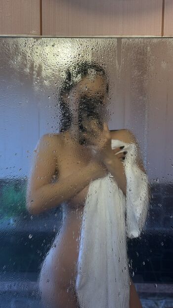 Full leaked Shrimp wu page private onlyfans photo