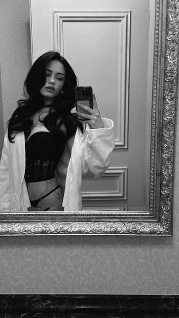 Sofia Chernasova / chernasova.sofia / soniachrn / Чернасова Софія