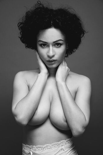 Full leaked Stacy bloom private onlyfans photo