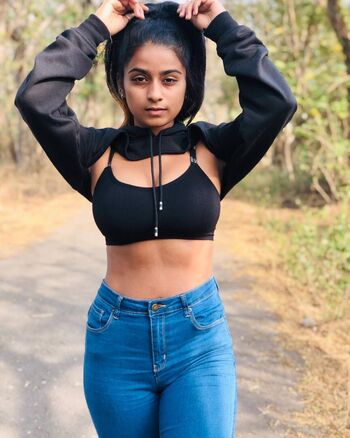 Full leaked Suhana khan page private onlyfans photo