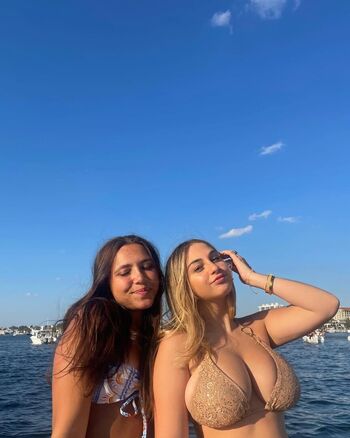 Full leaked Tatiezelman private onlyfans photo