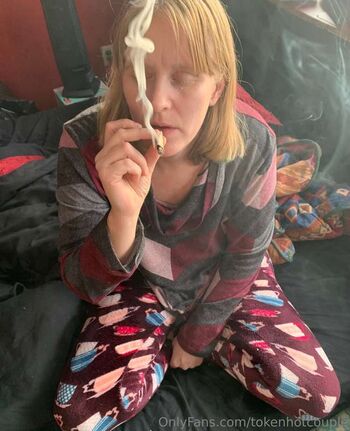 Full leaked Bomi girl crush kpop/ private onlyfans photo