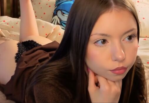 Full leaked Ploo/ private onlyfans photo