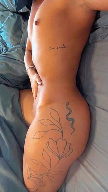 Full leaked Tania bann / private onlyfans photo