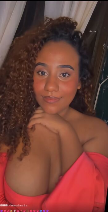 Full leaked Uknowprincess/ private onlyfans photo