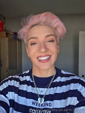 who.on.earth.is.anna