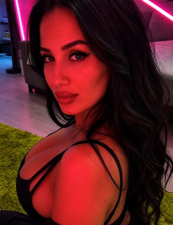 Full leaked Xristinaorfanidou private onlyfans photo