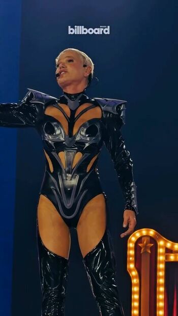 Full leaked Xuxa meneghel private onlyfans photo