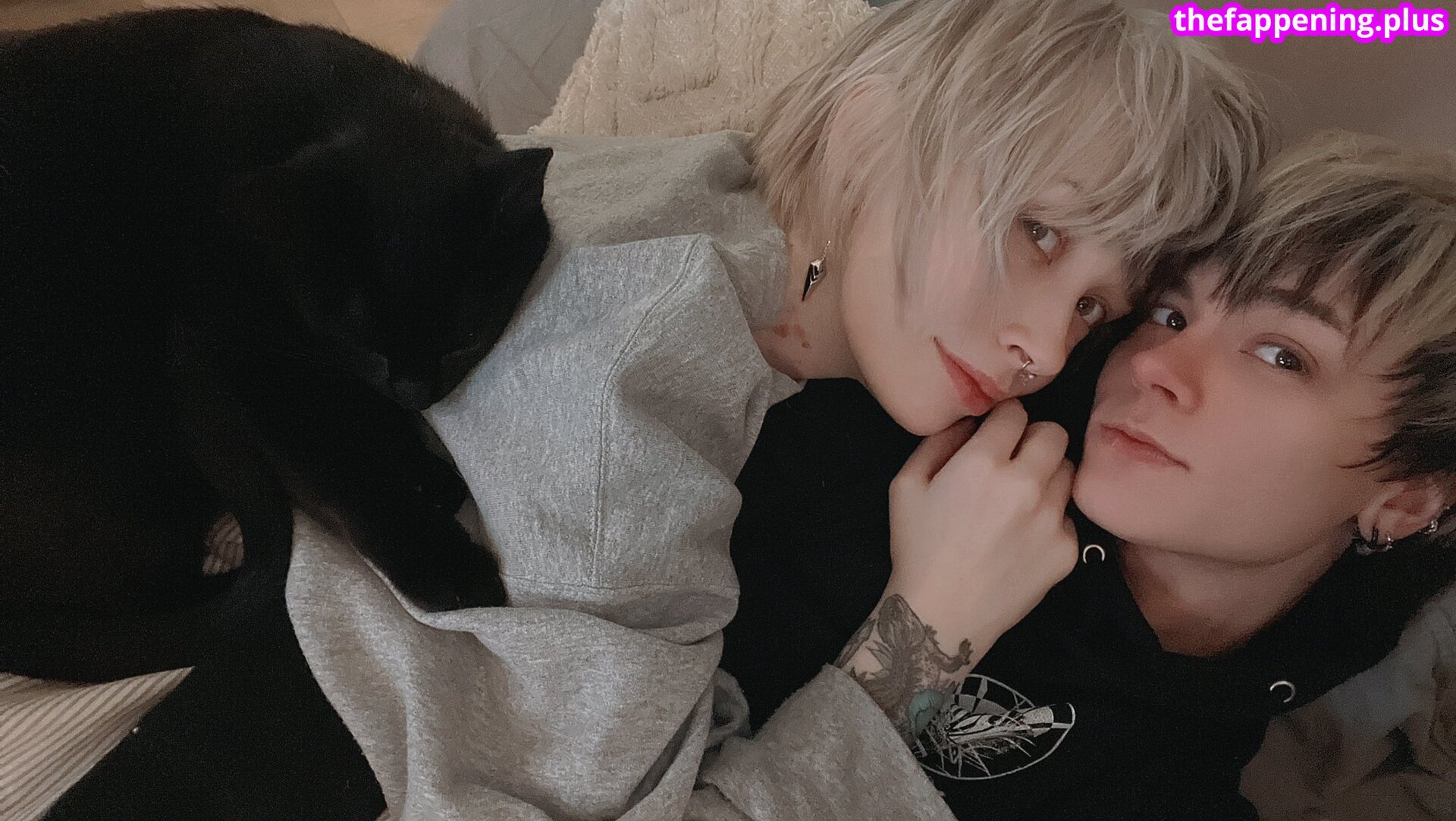 ASHEN / ashenxiii / xxxashen Çıplak OnlyFans Fotoğrafı #2