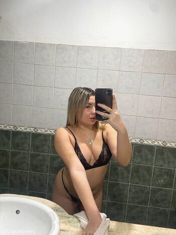 Full leaked Yesimgrace private onlyfans photo