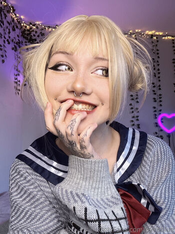 Full leaked Nude muse / private onlyfans photo