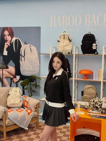 Yuna - ITZY (유나, Shin Yu Na)